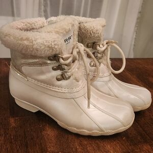 Sperry Kids Boots in Cream and Silver